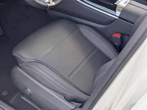 New 2026 Mercedes-Benz GLC 300 image 4