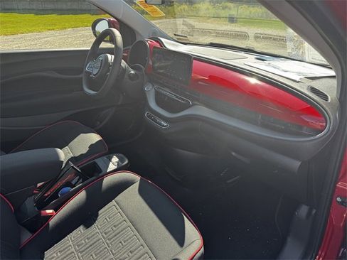 Used 2024 FIAT 500 e (RED) image 15