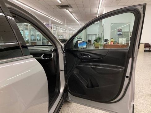 Used 2019 Chevrolet Equinox LT AWD/4WD image 33