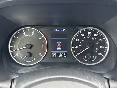 Certified 2025 Nissan Sentra S image 18