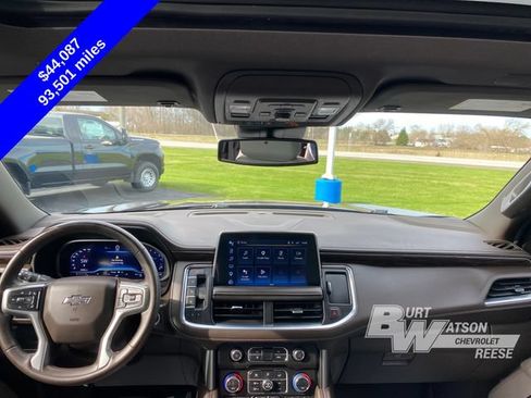Used 2023 Chevrolet Suburban Z71 w/ Luxury Package AWD/4WD image 18