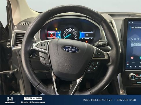 Used 2024 Ford Edge Titanium AWD/4WD image 16