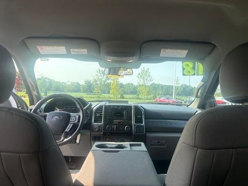 Used 2018 Ford F350 XLT AWD/4WD image 16