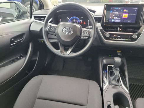 Used 2026 Toyota Corolla LE w/ LE Premium Package image 11