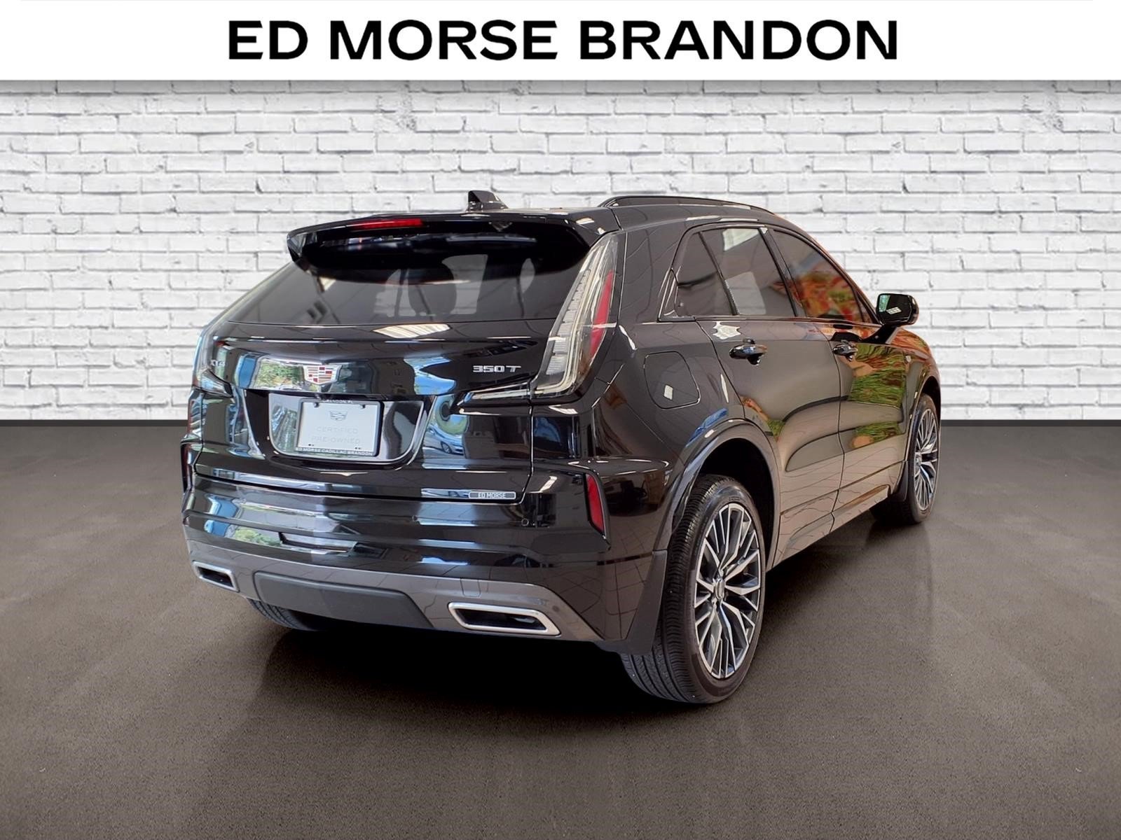Certified 2025 Cadillac XT4 Sport FWD image 5