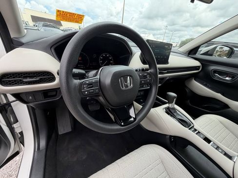 Used 2026 Honda HR-V LX image 17