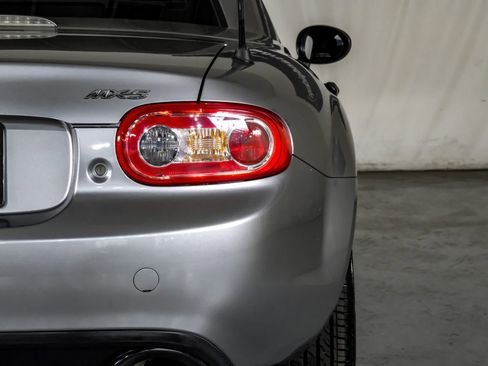 Used 2012 MAZDA MX-5 Miata Grand Touring w/ Premium Pkg image 30