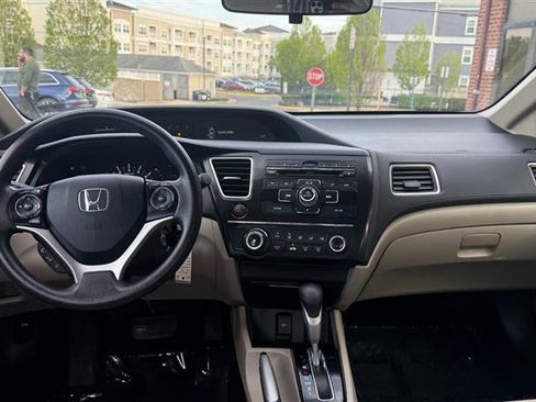 Used 2013 Honda Civic LX image 23