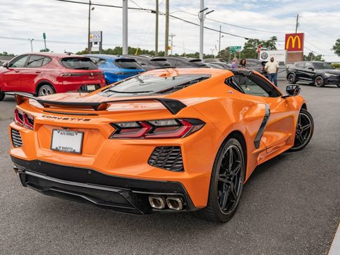 Used 2022 Chevrolet Corvette Stingray Premium Cpe w/ Z51 Performance Package RWD image 10
