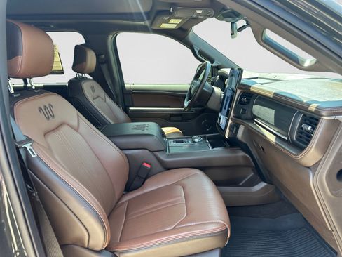 Used 2023 Ford Expedition King Ranch RWD image 16