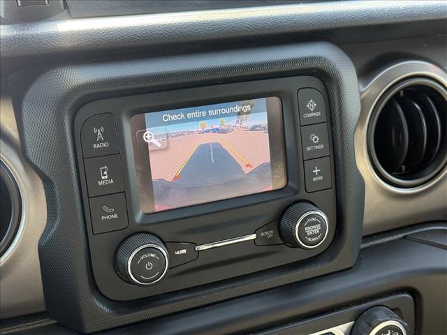 Used 2020 Jeep Gladiator Sport w/ Quick Order Package 23S AWD/4WD image 12