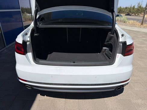Used 2018 Audi A4 2.0T Premium Plus w/ Premium Plus Package AWD/4WD image 9