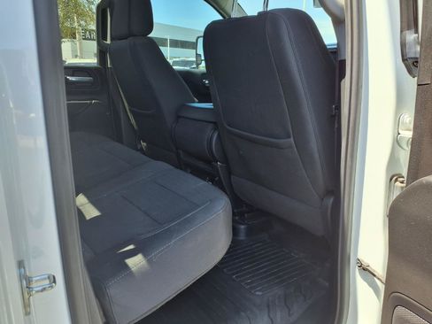 Used 2024 GMC Sierra 2500 Pro w/ Convenience Package AWD/4WD image 14
