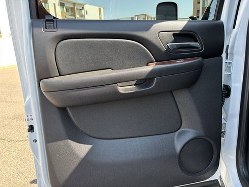 Used 2011 Chevrolet Silverado 3500 LTZ w/ LTZ Plus Package image 36