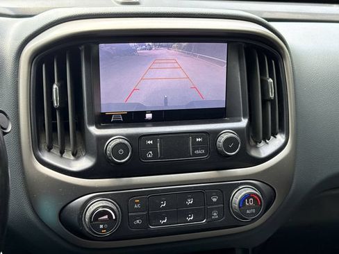 Used 2022 Chevrolet Colorado Z71 RWD image 25