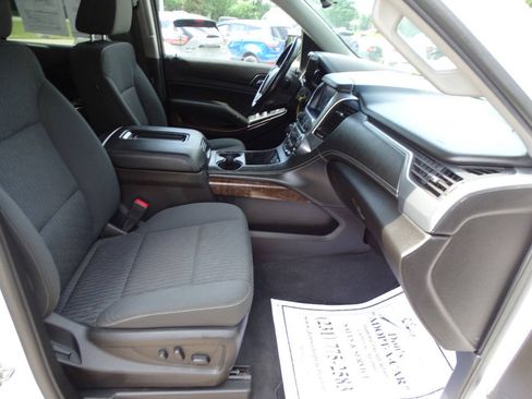 Used 2019 Chevrolet Tahoe LS AWD/4WD image 41