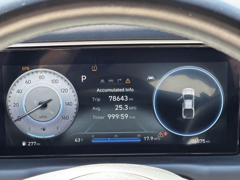 Used 2023 Hyundai Santa Cruz SEL Premium AWD/4WD image 16