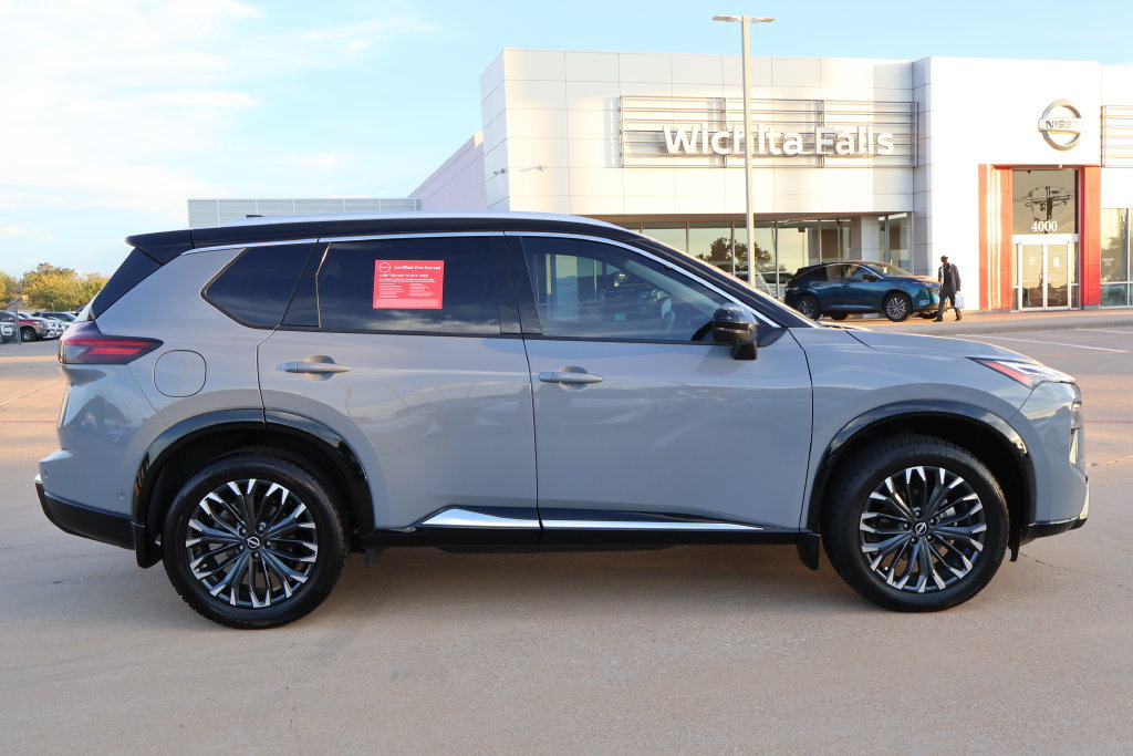 Certified 2024 Nissan Rogue Platinum w/ Platinum Premium Package FWD image 5