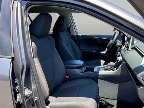 Certified 2025 Toyota RAV4 LE FWD image 8