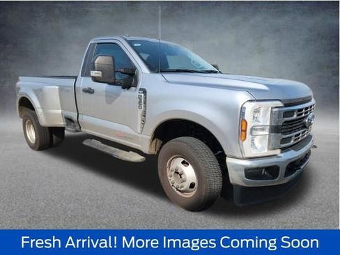 Used 2024 Ford F350 XLT w/ 360-Degree Camera Package AWD/4WD image 1