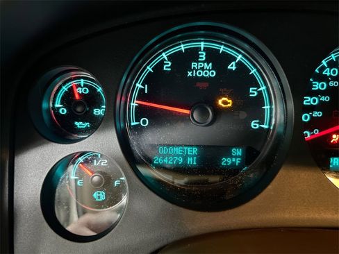 Used 2012 GMC Yukon SLT w/ SLT-2 Equipment Package image 13