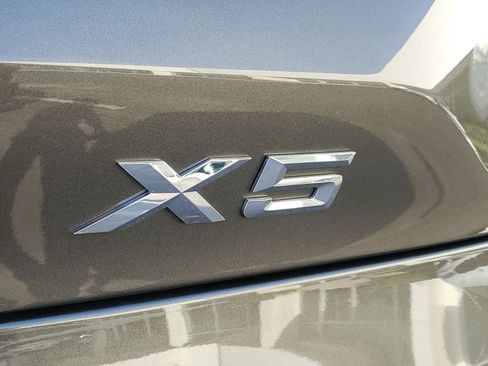 Used 2023 BMW X5 xDrive45e w/ Executive Package image 5