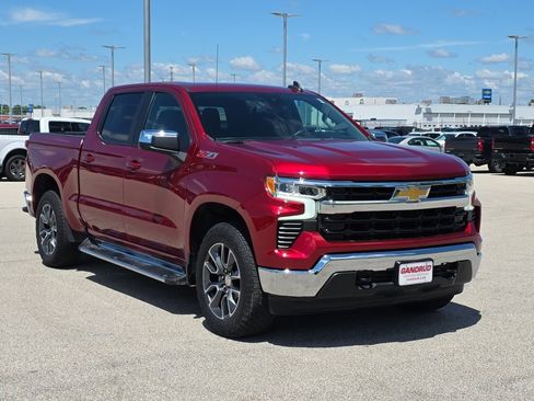 Used 2023 Chevrolet Silverado 1500 LT AWD/4WD image 35