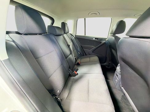 Used 2015 Volkswagen Tiguan S AWD/4WD image 27