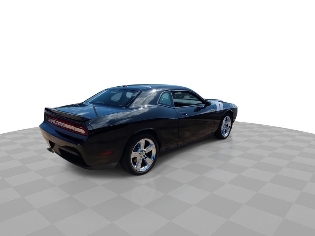 Used 2009 Dodge Challenger R/T RWD image 8