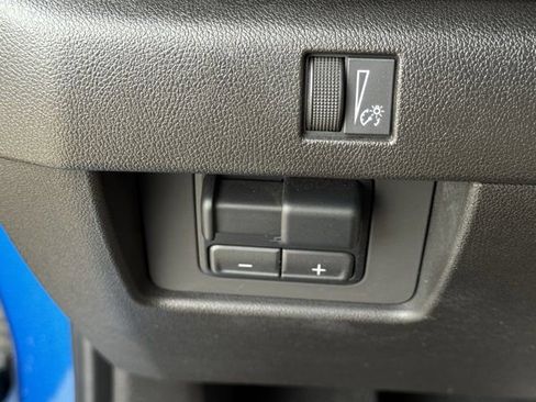 Used 2023 Chevrolet Colorado Z71 w/ Z71 Convenience Package 2 image 23