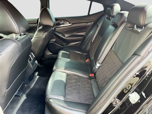 Used 2021 Nissan Maxima SR w/ Sport Mat Group image 26