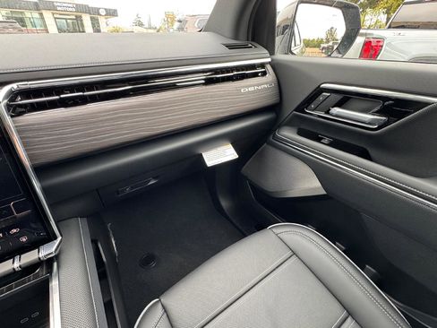 New 2025 GMC Sierra EV Denali image 26
