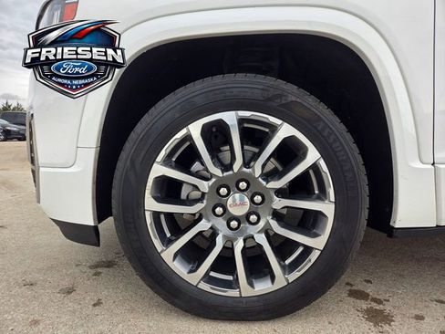 Used 2020 GMC Acadia Denali w/ Trailering Package AWD/4WD image 8
