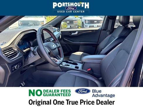 Used 2024 Ford Escape ST-Line Select w/ Tech Pack #2 image 4