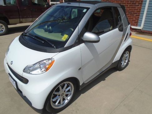Used 2008 smart fortwo passion RWD image 1