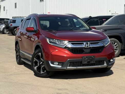 Used 2019 Honda CR-V Touring image 2
