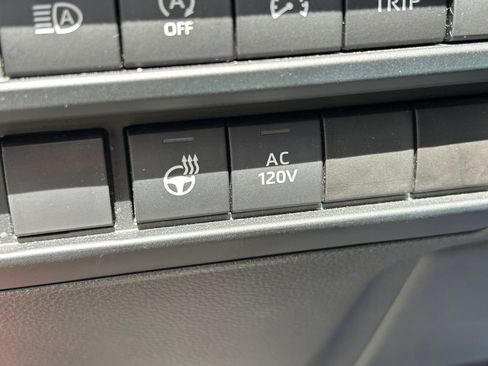 Used 2022 Toyota Tundra Limited RWD image 26