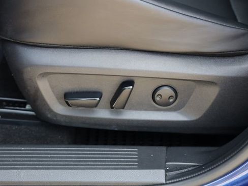 Used 2022 Nissan Rogue SV w/ SV Premium Package FWD image 14