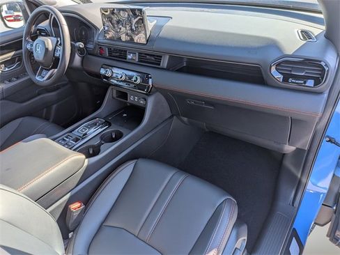 New 2025 Honda Pilot TrailSport image 34