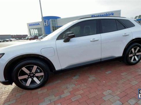 Certified 2025 Honda Prologue Touring image 6