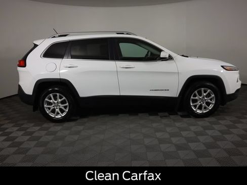 Used 2014 Jeep Cherokee Latitude w/ Cold Weather Group AWD/4WD image 2