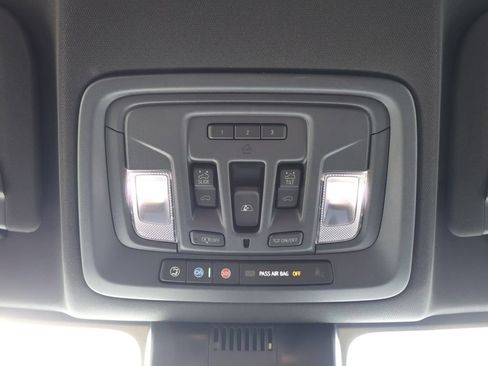 New 2026 GMC Sierra 1500 AT4 w/ AT4 Premium Package AWD/4WD image 33
