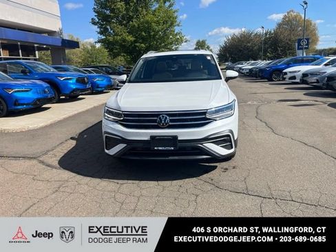 Used 2023 Volkswagen Tiguan SE AWD/4WD image 27