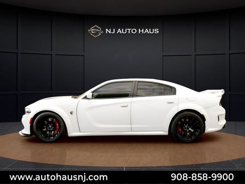 Used 2021 Dodge Charger SRT Hellcat RWD image 9