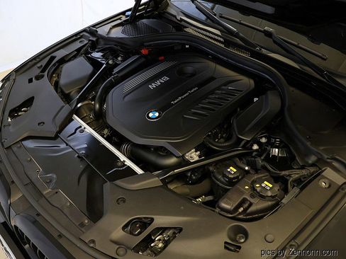 Used 2018 BMW 540i xDrive image 37