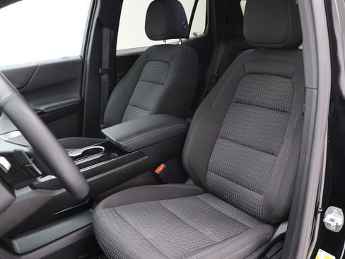 Used 2025 Chevrolet Equinox LT image 16