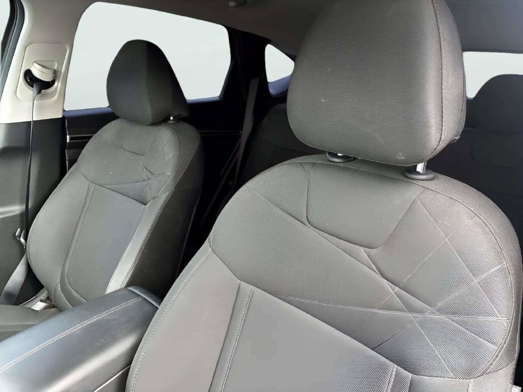 Certified 2024 Hyundai Tucson SE FWD image 9