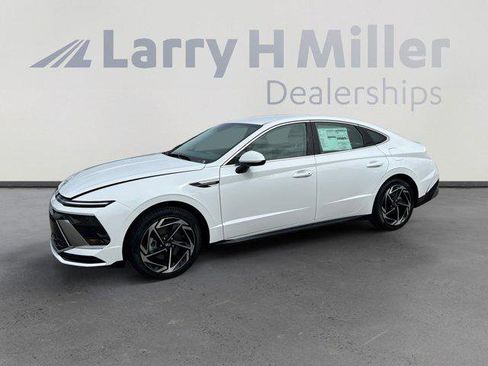 New 2026 Hyundai Sonata SEL FWD image 1