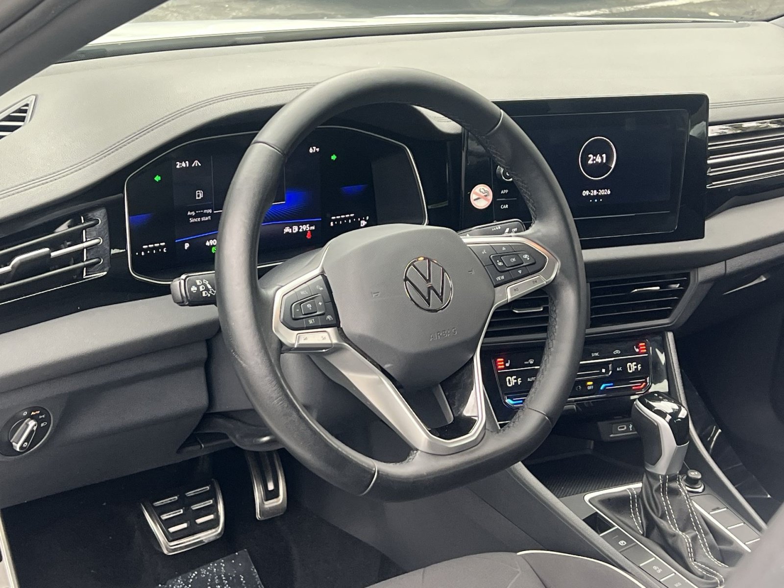 Used 2025 Volkswagen Jetta Sport FWD image 15