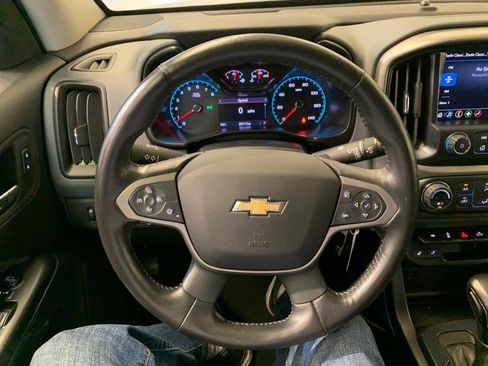 Used 2022 Chevrolet Colorado Z71 image 12